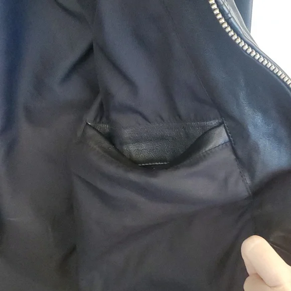 SPECIAL PRICE ⭐️⭐️Black leather jacket Allsaints with pocket as shown on picture